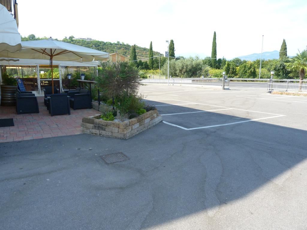 Hotel Le Colline Del Garda Bussolengo Exterior foto